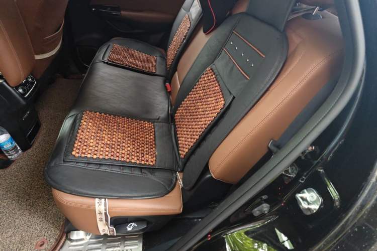 Used CHANGAN CS95 2017 2.0T Two-Wheel Drive Zhitu Edition Left Rear Seat