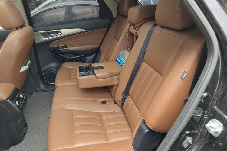 Used CHANGAN CS95 2017 2.0T Four-Wheel Drive SmartDrive Edition Left Rear Seat