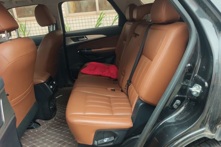 Used CHANGAN CS95 2017 2.0T Two-Wheel Drive Zhitu Edition Left Rear Seat