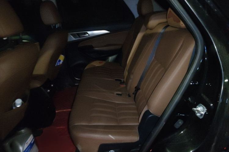 Used CHANGAN CS95 2017 2.0T Two-Wheel Drive Zhiyuan Edition Left Rear Seat