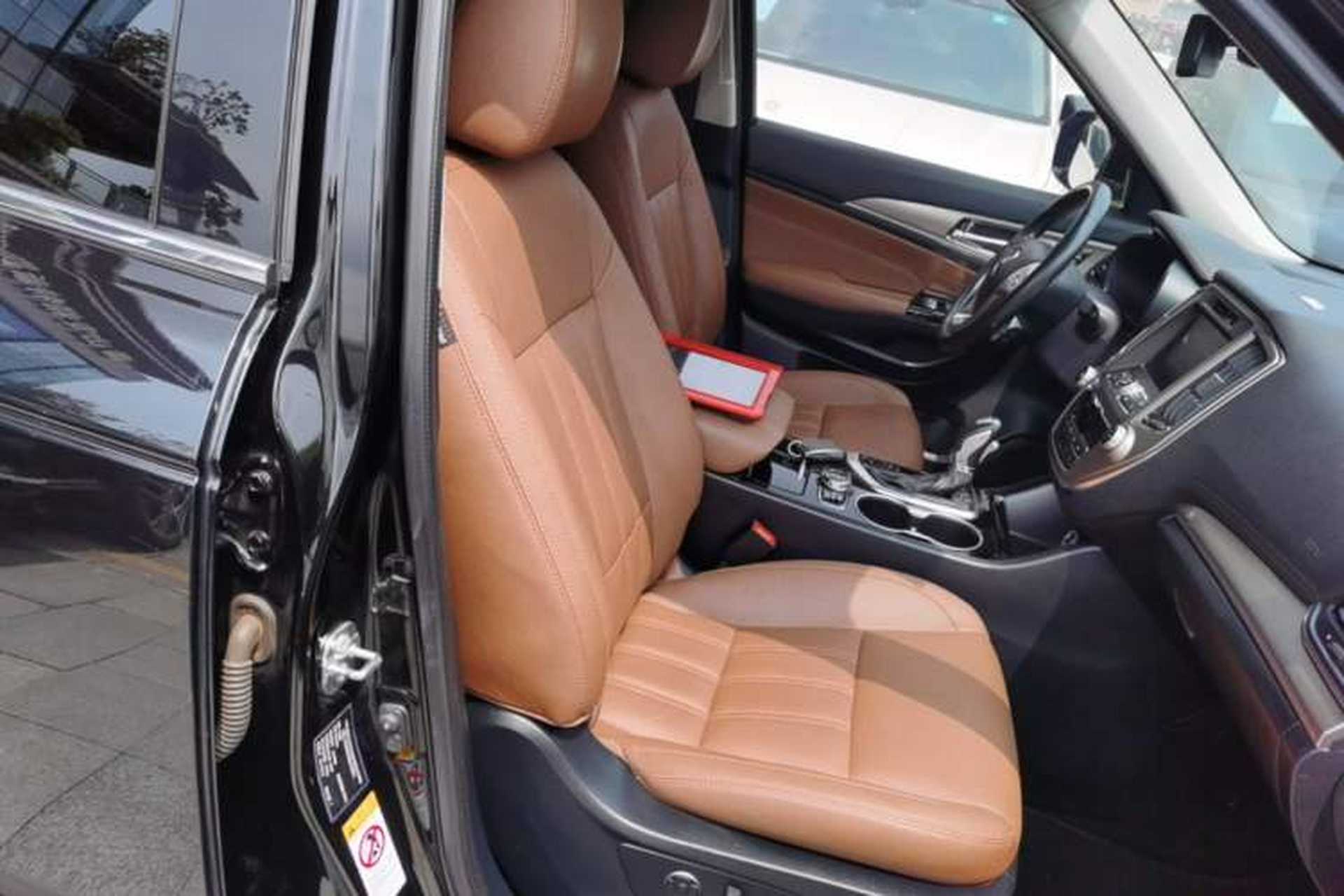 Used CHANGAN CS95 2017 2.0T Four-Wheel Drive ZhiZun Edition Right Front Seat