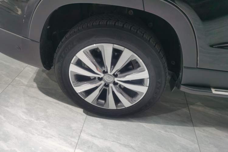 Used CHANGAN CS95 2017 2.0T Four-Wheel Drive ZhiZun Edition Right Rear Wheel Hub