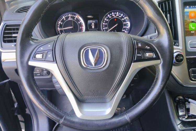 Used CHANGAN CS95 2017 2.0T Two-Wheel Drive Zhitu Edition Steering Wheel