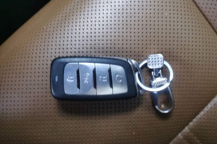 Used CHANGAN CS95 2017 2.0T Four-Wheel Drive ZhiZun Edition Vehicle Key