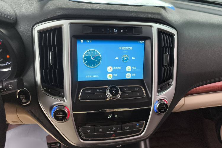 Used CHANGAN CS95 2017 2.0T Two-Wheel Drive Zhiyuan Edition Audio And AC Panel