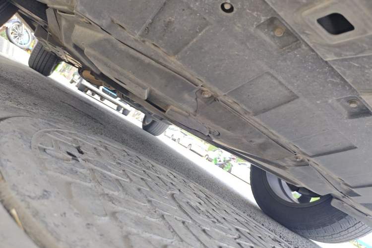 Used CHANGAN CS95 2017 2.0T Four-Wheel Drive ZhiZun Edition Chassis Front
