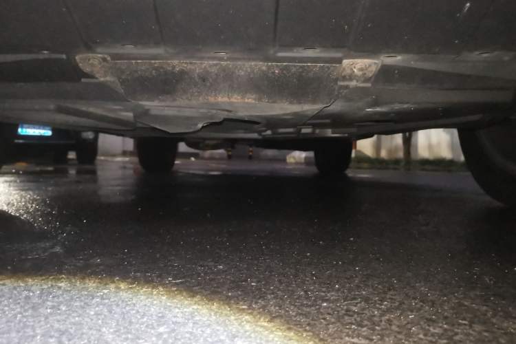 Used CHANGAN CS95 2017 2.0T Four-Wheel Drive ZhiZun Edition Chassis Front