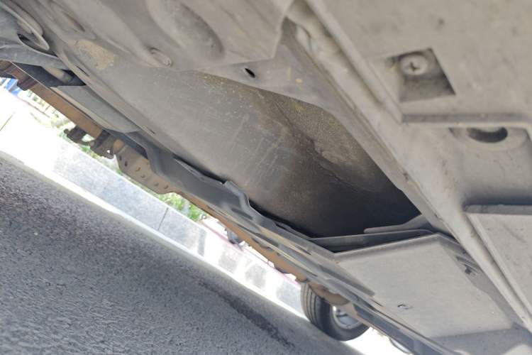 Used CHANGAN CS95 2017 2.0T Four-Wheel Drive ZhiZun Edition Chassis Front Left