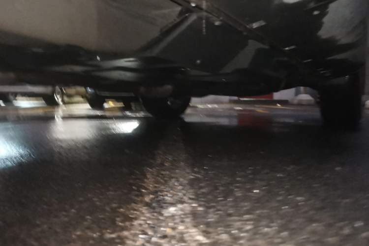 Used CHANGAN CS95 2017 2.0T Four-Wheel Drive ZhiZun Edition Chassis Front Left