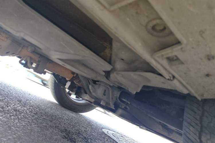 Used CHANGAN CS95 2017 2.0T Four-Wheel Drive ZhiZun Edition Chassis Front Right