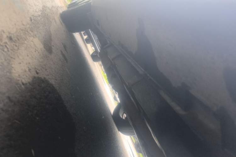 Used CHANGAN CS95 2017 2.0T Four-Wheel Drive ZhiZun Edition Chassis Front Right