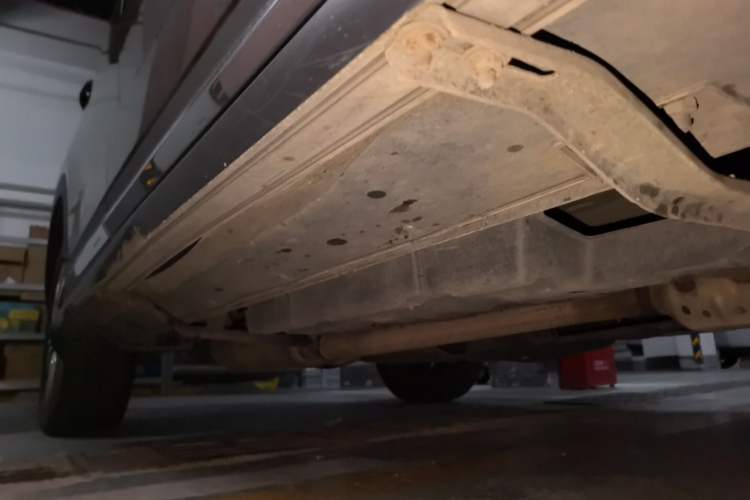 Used CHANGAN CS95 2017 2.0T Two-Wheel Drive Zhitu Edition Chassis Front Right