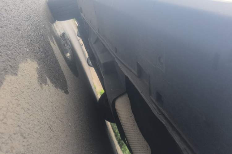 Used CHANGAN CS95 2017 2.0T Four-Wheel Drive ZhiZun Edition Chassis Rear Left