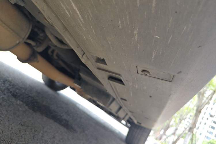 Used CHANGAN CS95 2017 2.0T Four-Wheel Drive ZhiZun Edition Chassis Rear Right