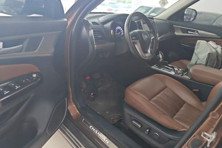 Used CHANGAN CS95 2017 2.0T Four-Wheel Drive SmartDrive Edition Driver Seat