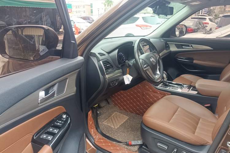 Used CHANGAN CS95 2017 2.0T Four-Wheel Drive SmartDrive Edition Driver Seat