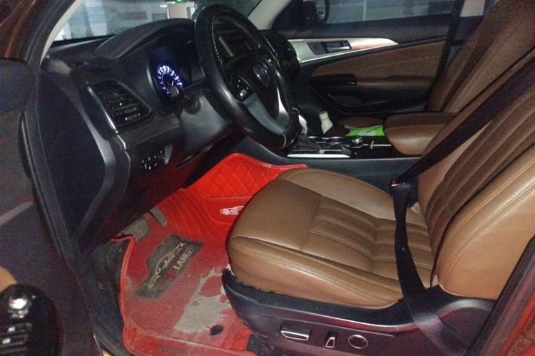 Used CHANGAN CS95 2017 2.0T Four-Wheel Drive SmartDrive Edition Driver Seat