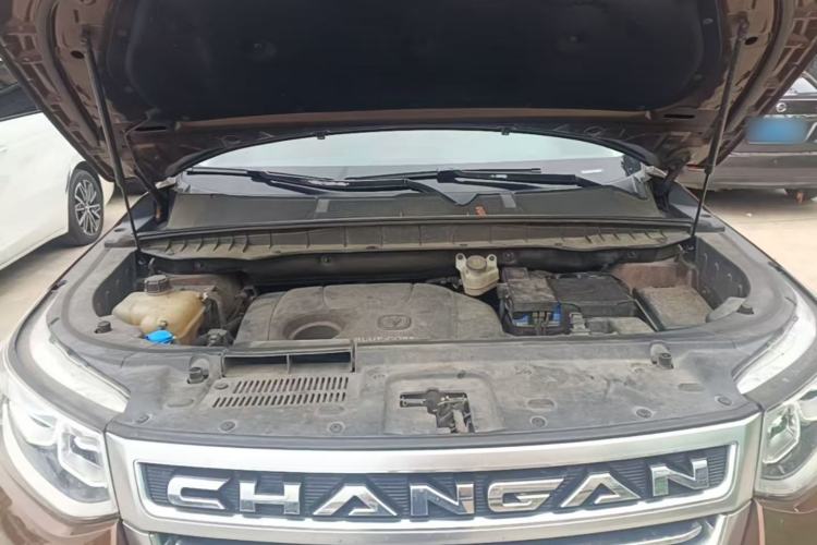 Used CHANGAN CS95 2017 2.0T Four-Wheel Drive SmartDrive Edition Engine Bay