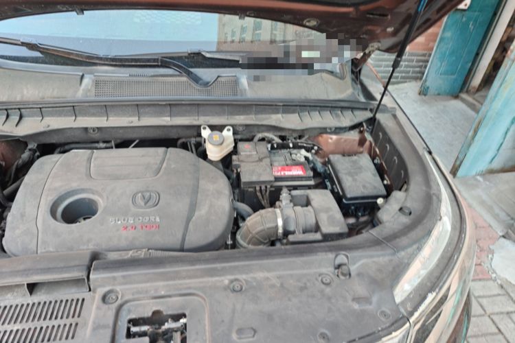 Used CHANGAN CS95 2017 2.0T Two-Wheel Drive Zhiyuan Edition Engine Bay Left