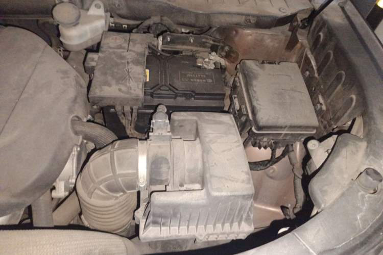 Used CHANGAN CS95 2017 2.0T Four-Wheel Drive SmartDrive Edition Engine Bay Left