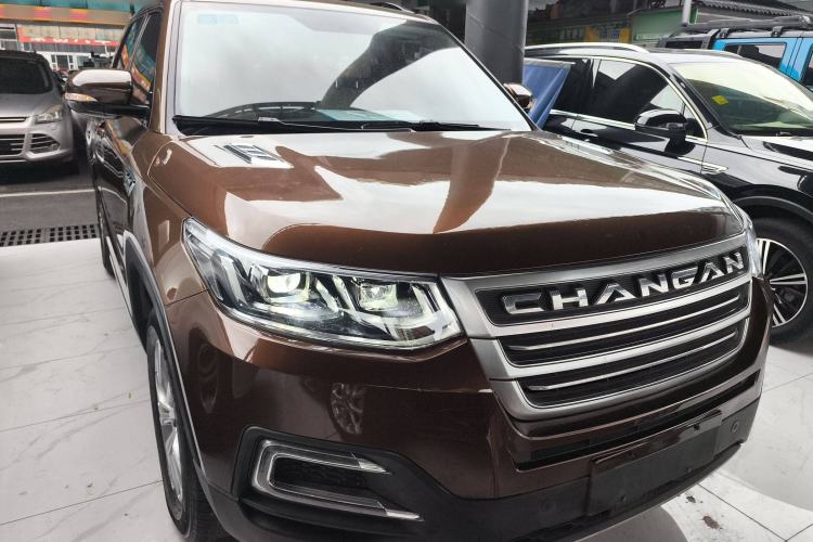 Used CHANGAN CS95 2017 2.0T Two-Wheel Drive Zhiyuan Edition Exterior 2