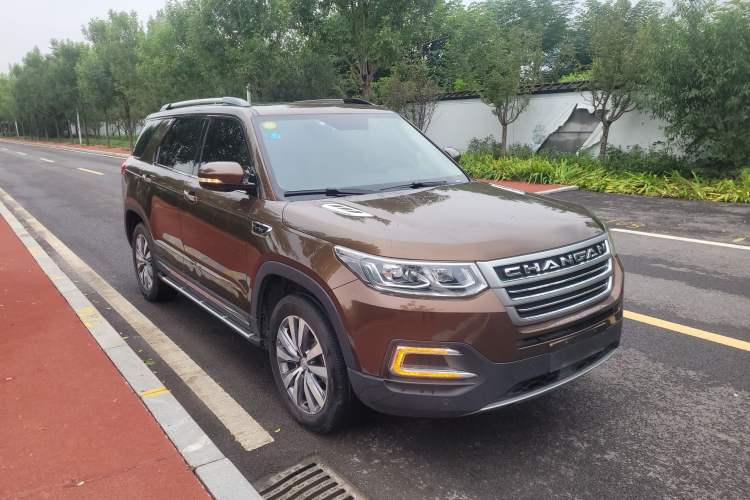 Used CHANGAN CS95 2017 2.0T Two-Wheel Drive Zhitu Edition Exterior 3
