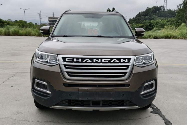 Used CHANGAN CS95 2017 2.0T Two-Wheel Drive Zhiyuan Edition Exterior 3
