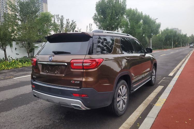 Used CHANGAN CS95 2017 2.0T Two-Wheel Drive Zhitu Edition Exterior 4
