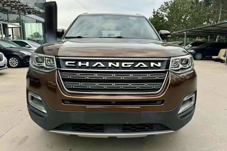 Used CHANGAN CS95 2017 2.0T Two-Wheel Drive Zhituo Edition Exterior 4