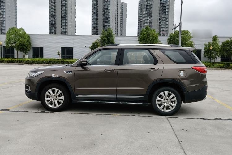 Used CHANGAN CS95 2017 2.0T Two-Wheel Drive Zhiyuan Edition Exterior 6