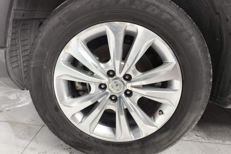 Used CHANGAN CS95 2017 2.0T Two-Wheel Drive Zhiyuan Edition Exterior 7