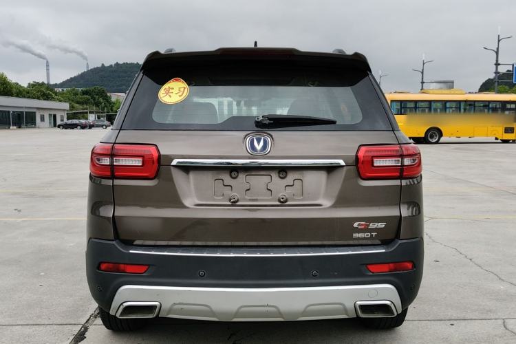 Used CHANGAN CS95 2017 2.0T Two-Wheel Drive Zhiyuan Edition Exterior 8