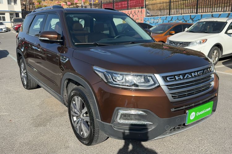 Used CHANGAN CS95 2017 2.0T Two-Wheel Drive Zhitu Edition Front Right 45 Deg