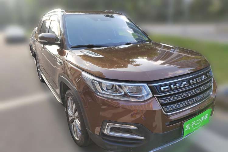 Used CHANGAN CS95 2017 2.0T Four-Wheel Drive ZhiZun Edition Front Right 45 Deg