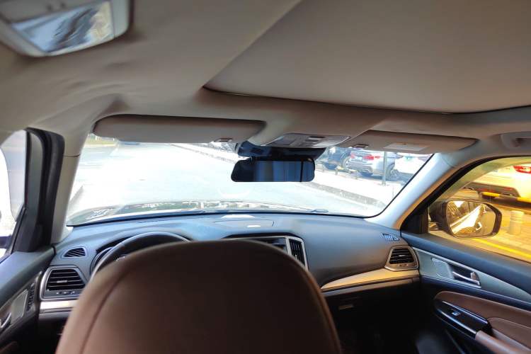 Used CHANGAN CS95 2017 2.0T Four-Wheel Drive ZhiZun Edition Headliner
