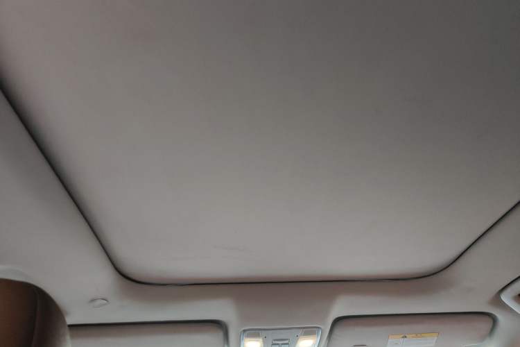 Used CHANGAN CS95 2017 2.0T Two-Wheel Drive Zhiyuan Edition Headliner