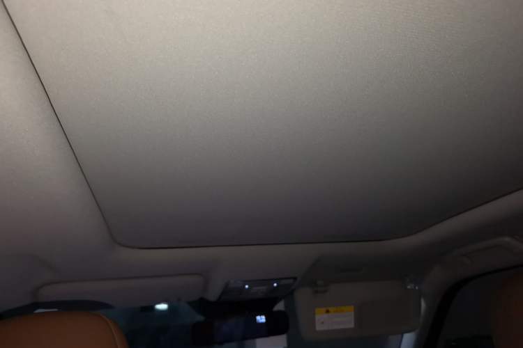 Used CHANGAN CS95 2017 2.0T Two-Wheel Drive Zhitu Edition Headliner