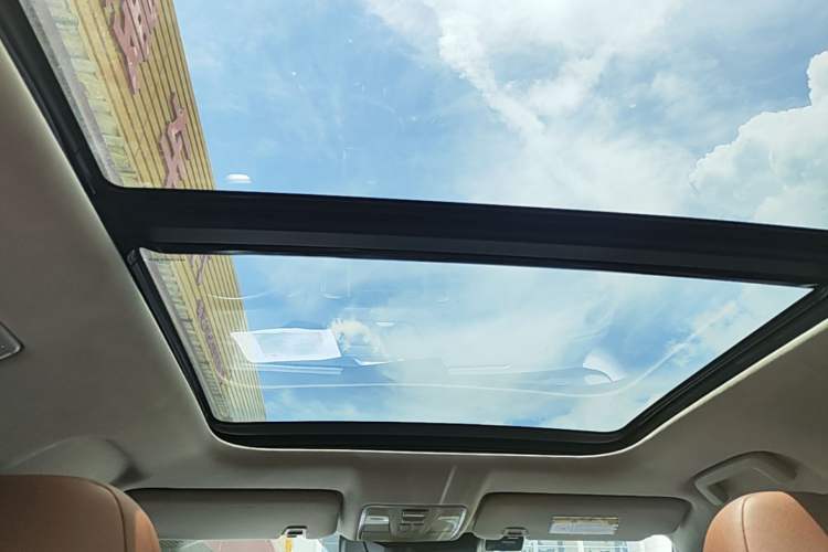 Used CHANGAN CS95 2017 2.0T Four-Wheel Drive ZhiZun Edition Headliner