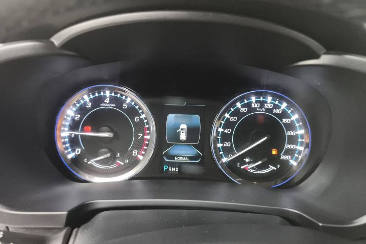 Used CHANGAN CS95 2017 2.0T Two-Wheel Drive Zhiyuan Edition Instrument Cluster