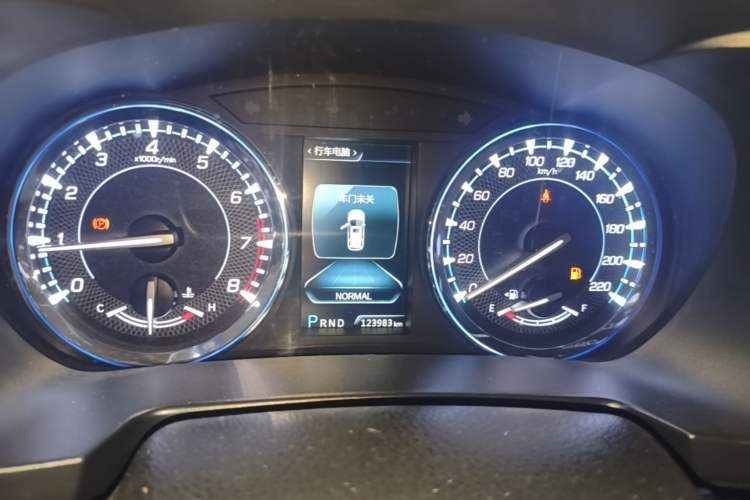 Used CHANGAN CS95 2017 2.0T Two-Wheel Drive Zhituo Edition Instrument Cluster