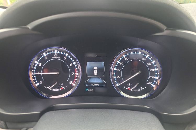 Used CHANGAN CS95 2017 2.0T Two-Wheel Drive Zhitu Edition Instrument Cluster