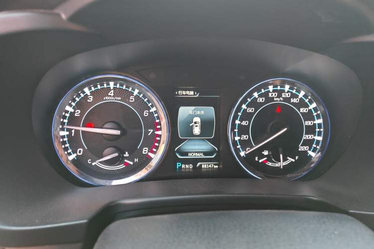 Used CHANGAN CS95 2017 2.0T Two-Wheel Drive Zhiyuan Edition Instrument Cluster