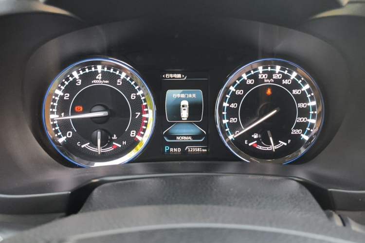 Used CHANGAN CS95 2017 2.0T Two-Wheel Drive Zhitu Edition Instrument Cluster