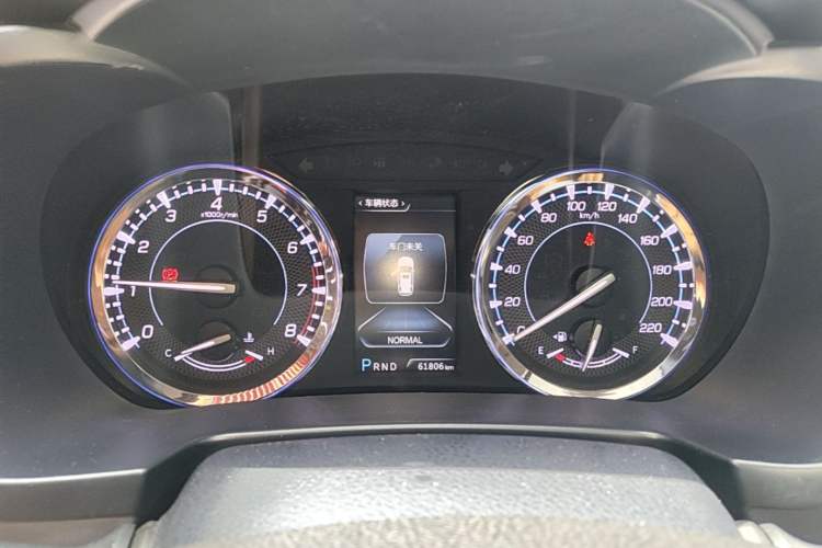 Used CHANGAN CS95 2017 2.0T Four-Wheel Drive ZhiZun Edition Instrument Cluster