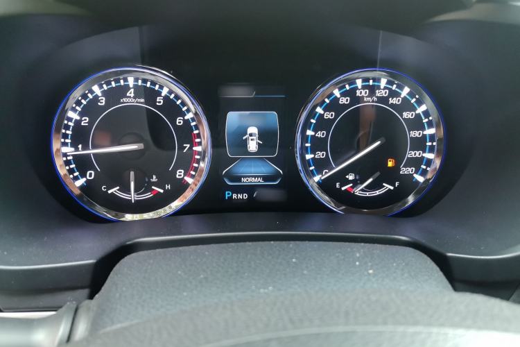 Used CHANGAN CS95 2017 2.0T Two-Wheel Drive Zhituo Edition Instrument Cluster
