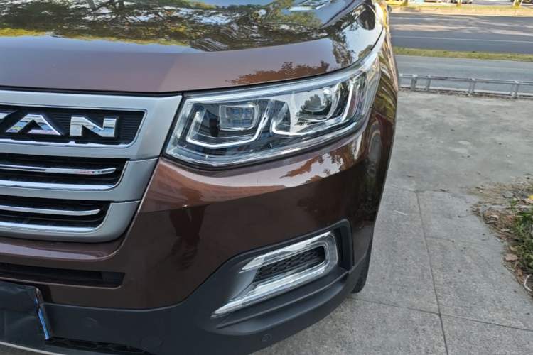 Used CHANGAN CS95 2017 2.0T Four-Wheel Drive SmartDrive Edition Left Front Headlight
