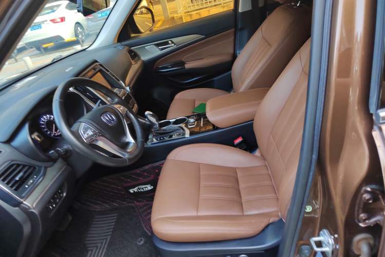 Used CHANGAN CS95 2017 2.0T Four-Wheel Drive ZhiZun Edition Left Front Seat