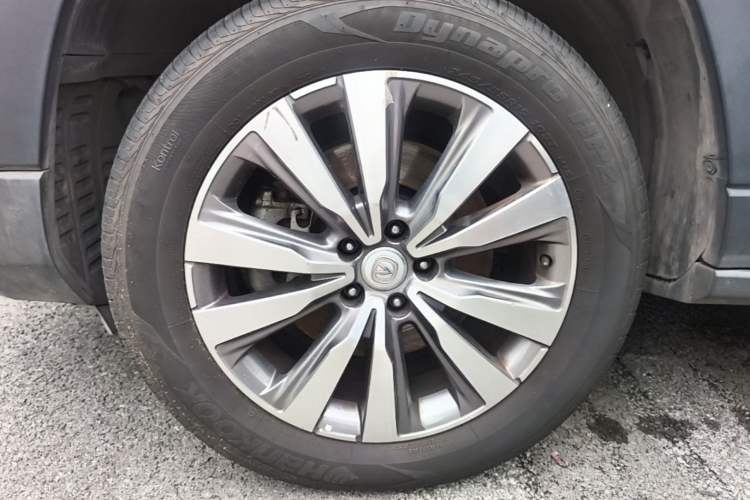 Used CHANGAN CS95 2017 2.0T Four-Wheel Drive SmartDrive Edition Left Front Wheel Hub