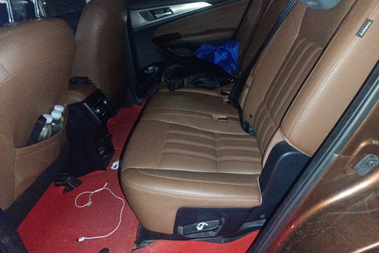 Used CHANGAN CS95 2017 2.0T Four-Wheel Drive SmartDrive Edition Left Rear Seat