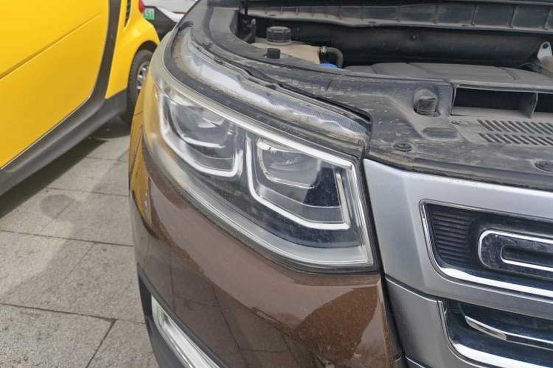 Used CHANGAN CS95 2017 2.0T Four-Wheel Drive SmartDrive Edition Right Front Headlight